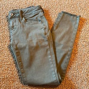 Olive green super low jeggings size : 4 SHORT